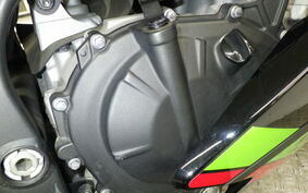 KAWASAKI ZX-25R ZX250E