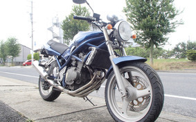 SUZUKI BANDIT 250 GJ74A