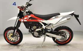 HUSQVARNA SM250R A300