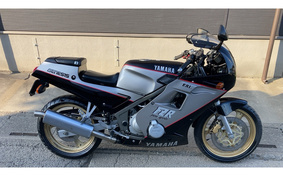 YAMAHA FZR250 2KR