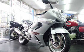 KAWASAKI ZZ1200 NINJA R 2002 ZXT20C003559