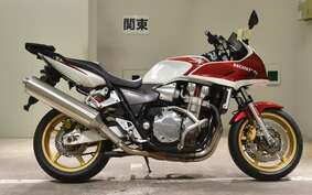 HONDA CB1300SB SUPER BOLDOR A 2006 SC54