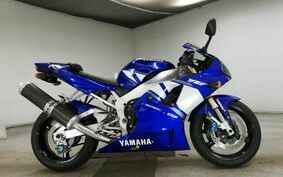 YAMAHA YZF-R1 2000 RN04