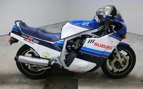 SUZUKI GSX-R750 1986 GR71F