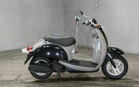 HONDA CREA SCOOPY I AF55