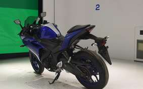 YAMAHA YZF-R25