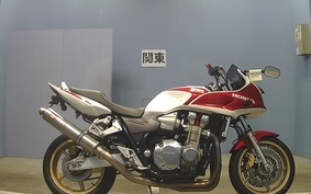 HONDA CB1300SB SUPER BOLDOR A 2006 SC54