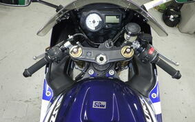 SUZUKI GSX-R1000 2003 GT75A