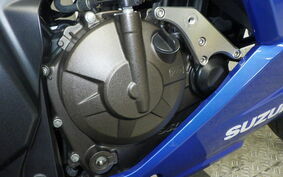 SUZUKI GIXXER 250 SF