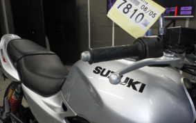 SUZUKI GSX250FX ZR250C