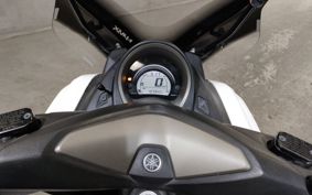 YAMAHA N-MAX 125 SE86J