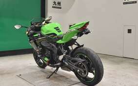 KAWASAKI ZX-25R ZX250E