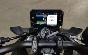 SUZUKI GSX-8S EM1AA