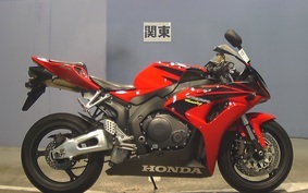 HONDA CBR1000RR 2006 SC57