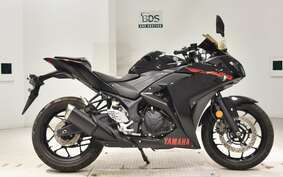 YAMAHA YZF-R25 RG10J