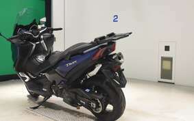 YAMAHA T-MAX 530 DX 2019 SJ15J