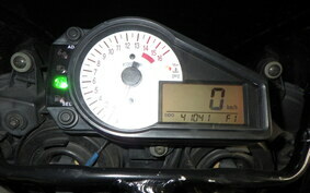 SUZUKI GSX-R750 2001 BD121