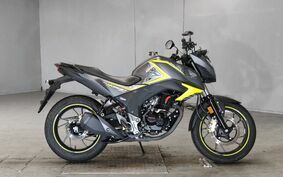 HONDA HORNET 160 R 不明