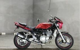 SUZUKI BANDIT 250 GJ77A