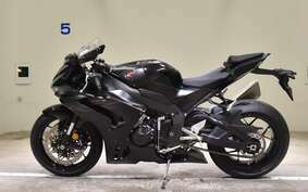 HONDA CBR1000RR R SC82