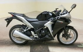 HONDA CBR250R Fi MC41