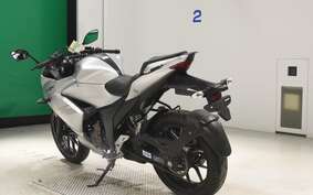 SUZUKI GIXXER 250 SF ED22B