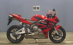 HONDA CBR600RR 2003 PC37