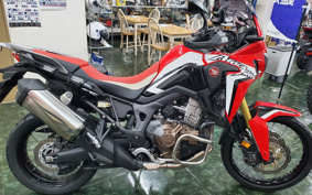 HONDA CFR1000 AfricaTwin 2016 SD04