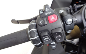 BMW S1000RR 2025 0P21