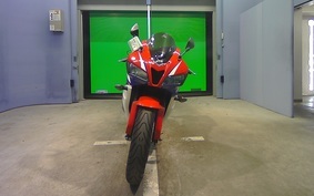 HONDA CBR600RR GEN 3 2010 PC40