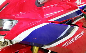 HONDA CBR250RR A MC51