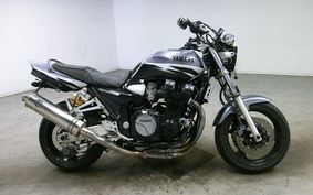 YAMAHA XJR1300 2002 RP03J