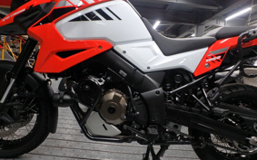 SUZUKI DL1050 (V-Strom 1050) 2021 EF11M