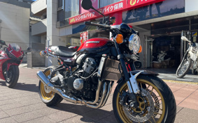 KAWASAKI Z900RS 2022 ZR900C