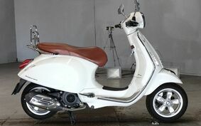 VESPA PRIMAVERA 125 M8210