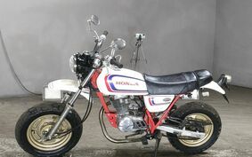 HONDA APE 100 HC07