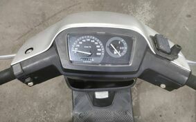 SUZUKI ADDRESS V100 CE13A