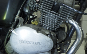 HONDA CD250U MA02