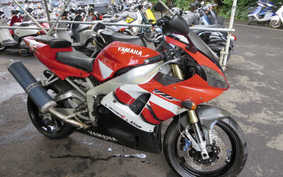 YAMAHA YZF-R1 2000 RN04