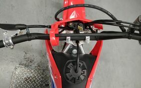 HONDA CRF125F JE03