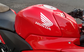 HONDA CBR250R ABS MC41