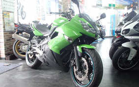 KAWASAKI NINJA 400 R 2010 ER400B