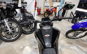 HONDA CB250R MC52