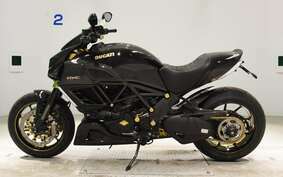 DUCATI DIAVEL Carbon 2012 G100A