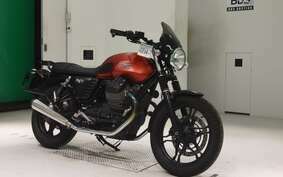 MOTO GUZZI V7 STONE 2 2017