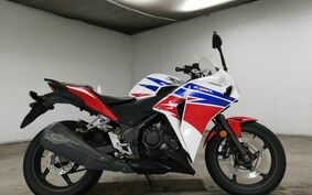 HONDA CBR250R MC42