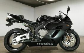 HONDA CBR1000RR 2004 SC57