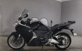 HONDA VFR1200F DCT SC63