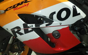 HONDA CBR1000RR 2004 SC57