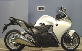 HONDA VFR1200F 2010 SC63